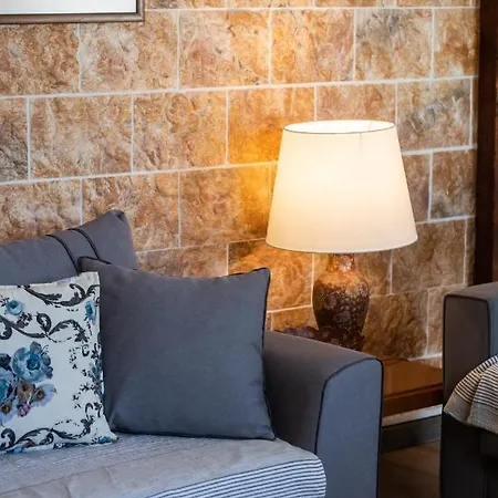 Holiday home Borgo! ευχάριστο εξοχικό σπίτι δίπλα στη θάλασσα!! Lefkada City