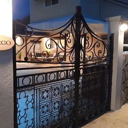 Borgo! ευχάριστο εξοχικό σπίτι δίπλα στη θάλασσα!! Lefkada City